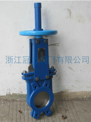 使用手動刀閘閥應(yīng)當(dāng)注意什么事項(xiàng)？