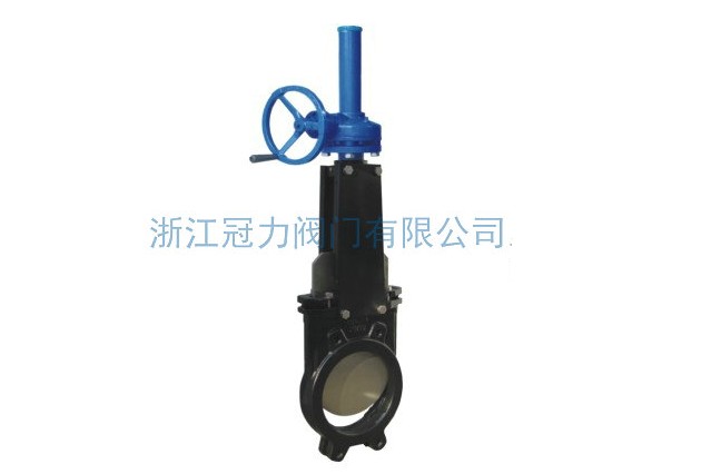 鑄鐵刀型閘閥布置簡(jiǎn)單，結(jié)構(gòu)緊湊，節(jié)省空間！